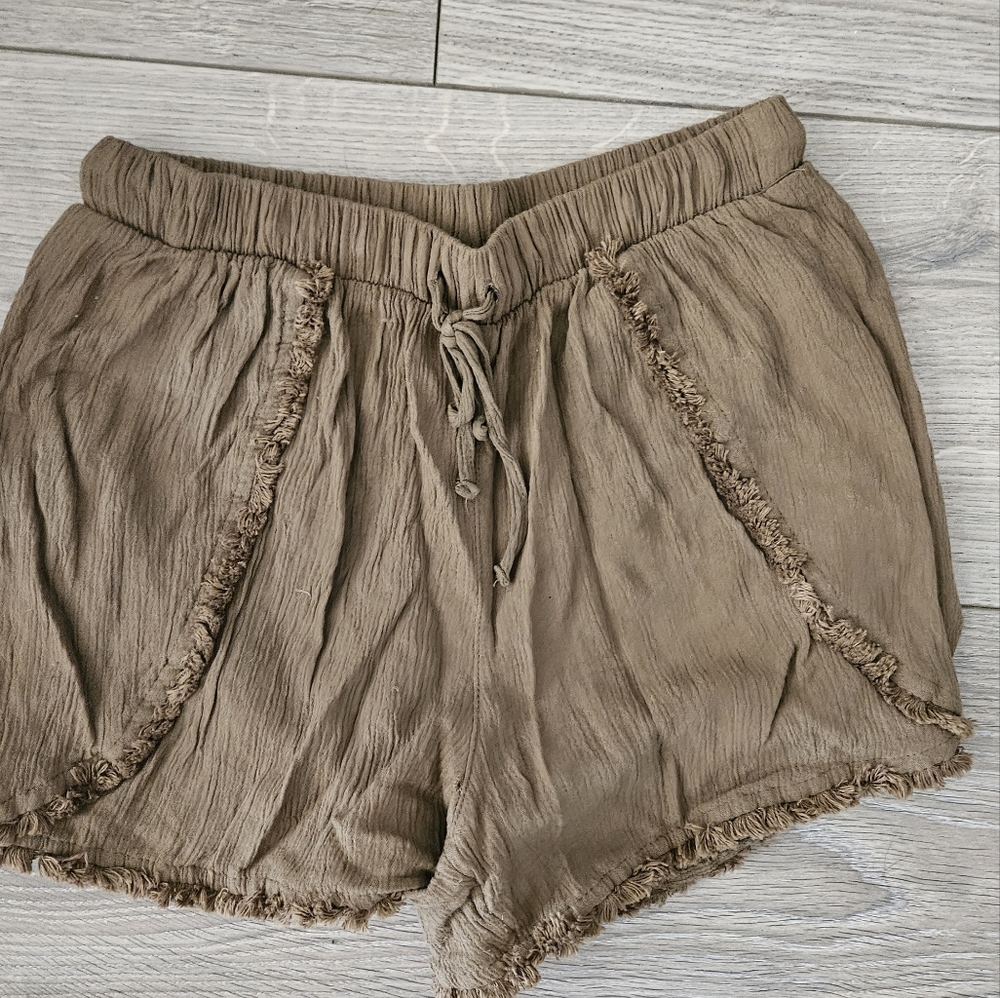 kaki drawstring short